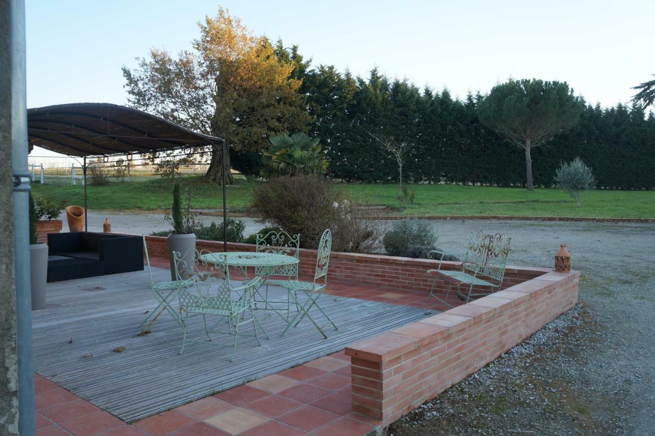 Domaine En Castanet Bed & Breakfast Caraman Exterior photo